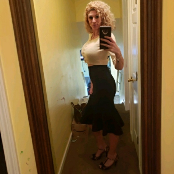 ❤ Make offers! If you bundle I give big discounts❤ - Picture 6 of 8